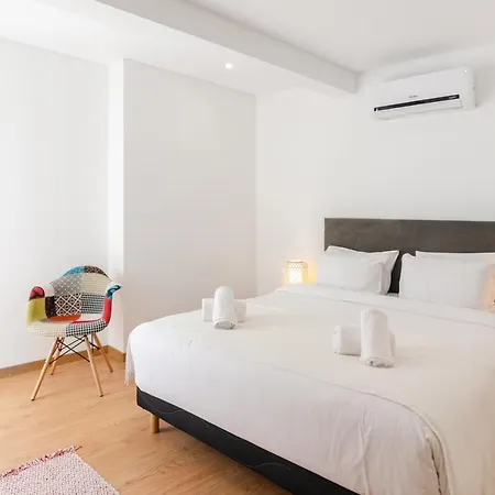 Apartment North Breeze - 2 Bedroom With Rooftop Pool *