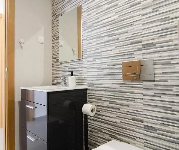 Apartament North Breeze - 2 Bedroom With Rooftop Pool