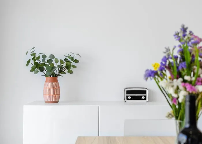 North Breeze - 2 Bedroom With Rooftop Pool Apartament *